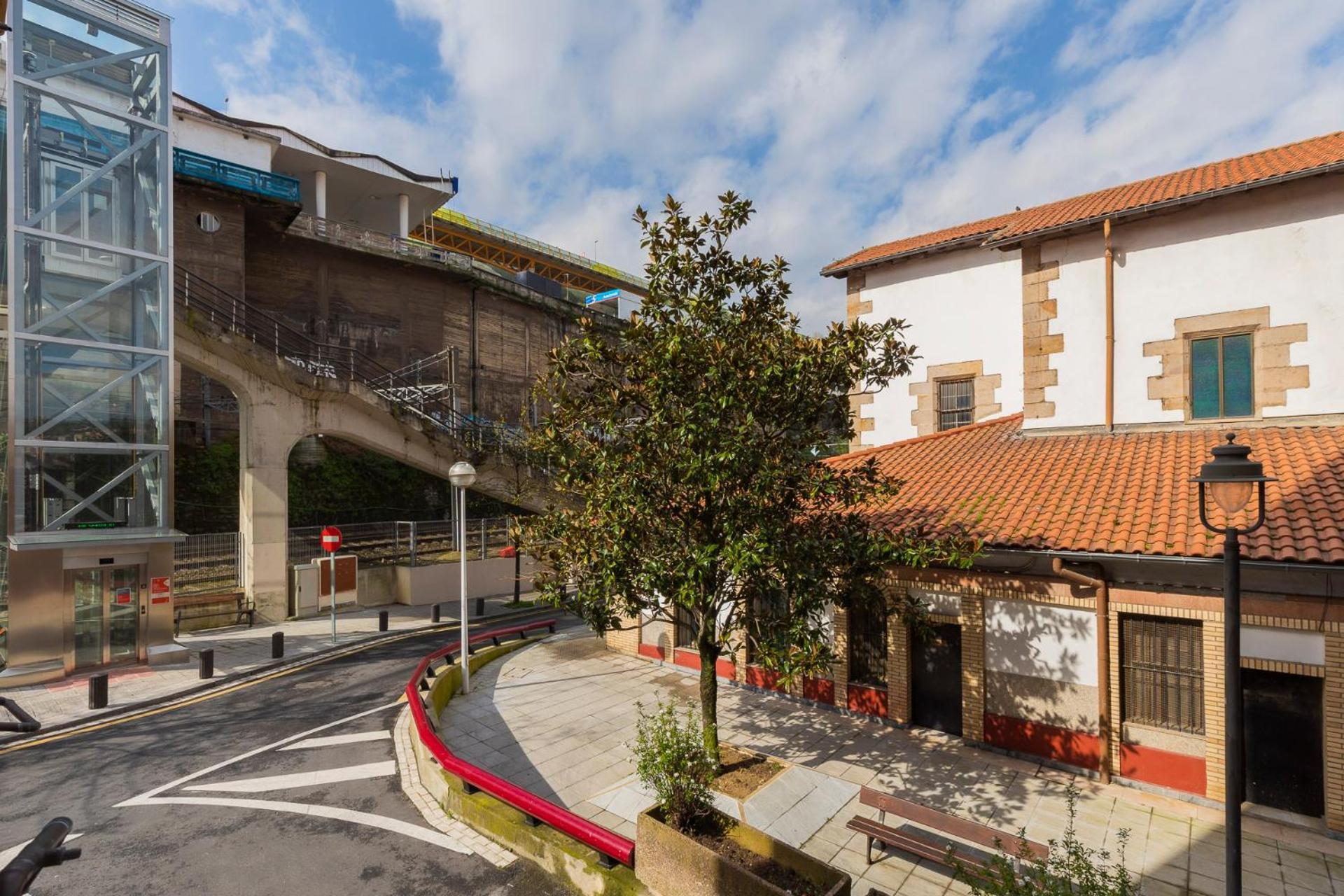 Akomodat En Apartamento Luminoso Junto Al Paseo De La Ria ビルバオ エクステリア 写真